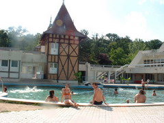 Felix thermal baths